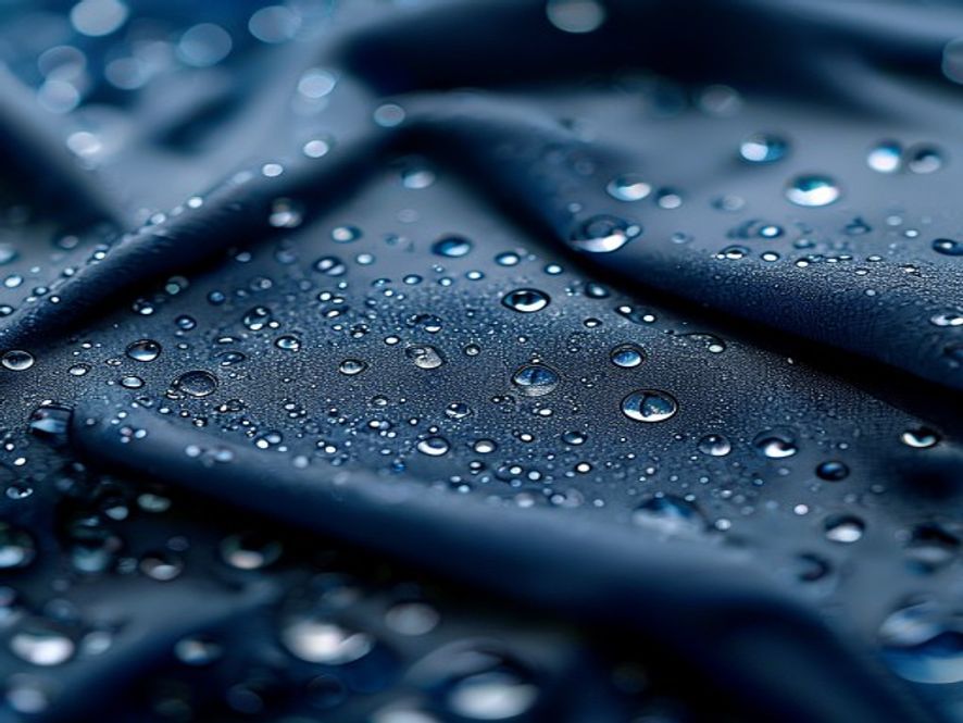 Bonded Fleece with TPU: The Secret Behind Premium Softshell Jackets