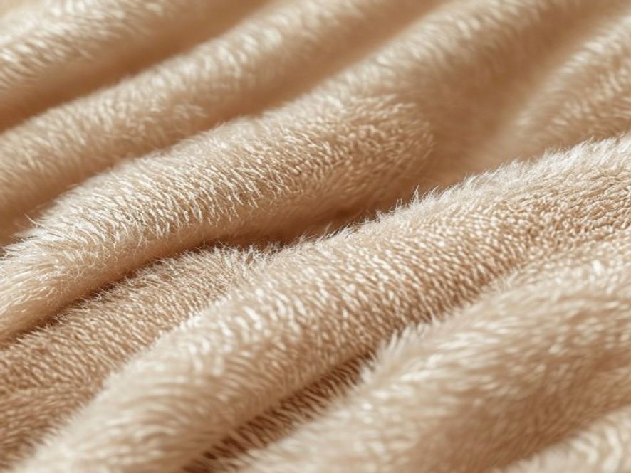 How to Choose the Right Fleece Fabric Weight for Your Next Collection